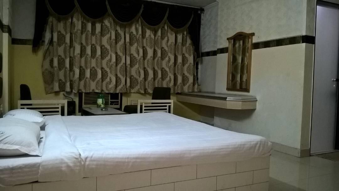 Sarovar Hotel 维沙卡帕特南 外观 照片