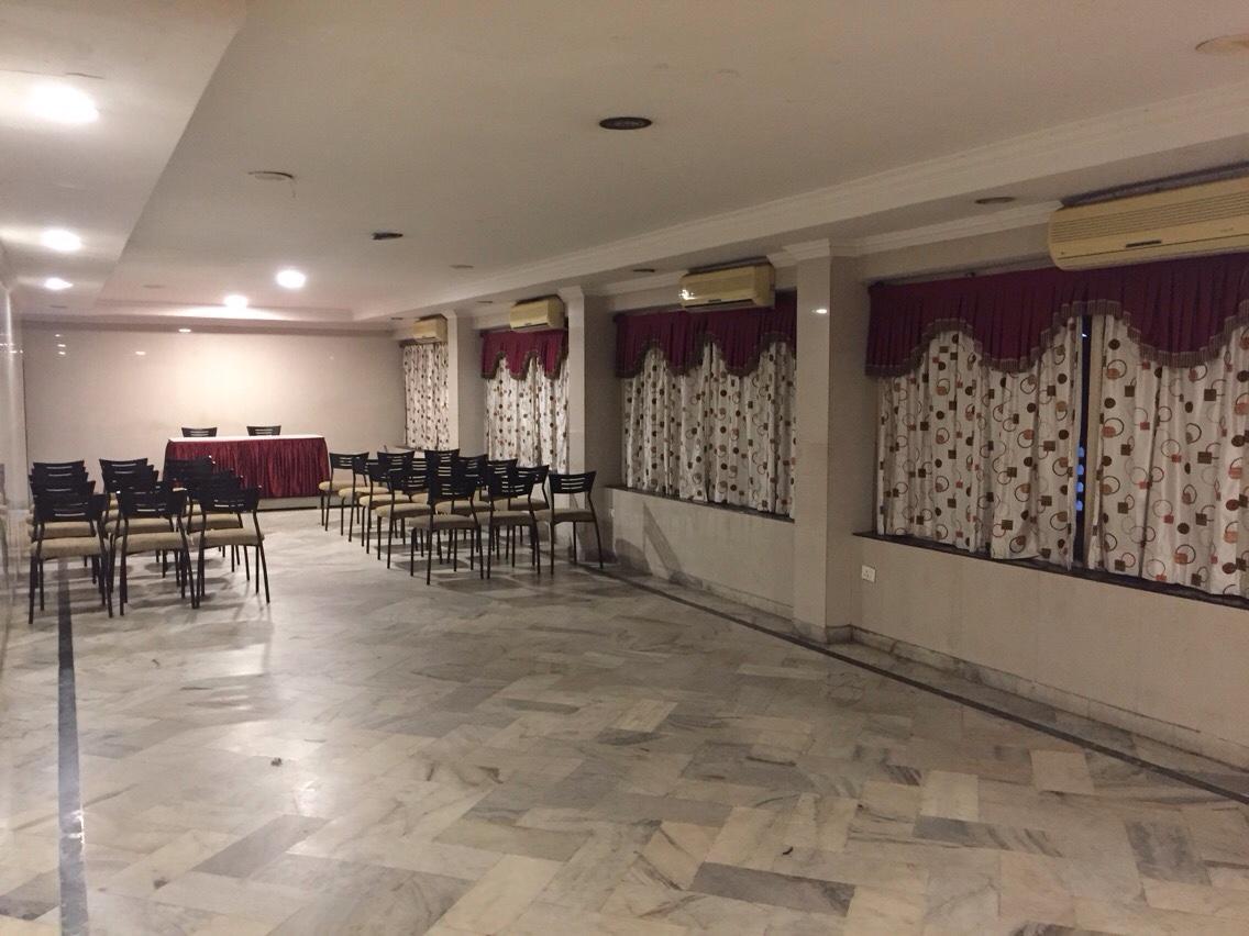 Sarovar Hotel 维沙卡帕特南 外观 照片