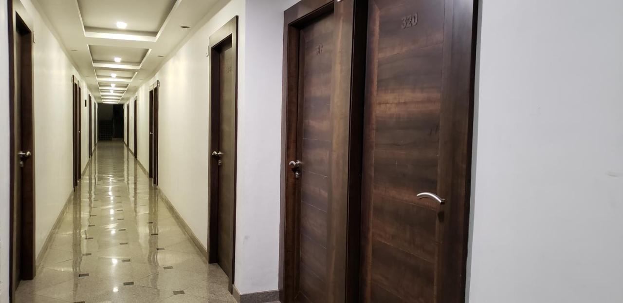 Sarovar Hotel 维沙卡帕特南 外观 照片