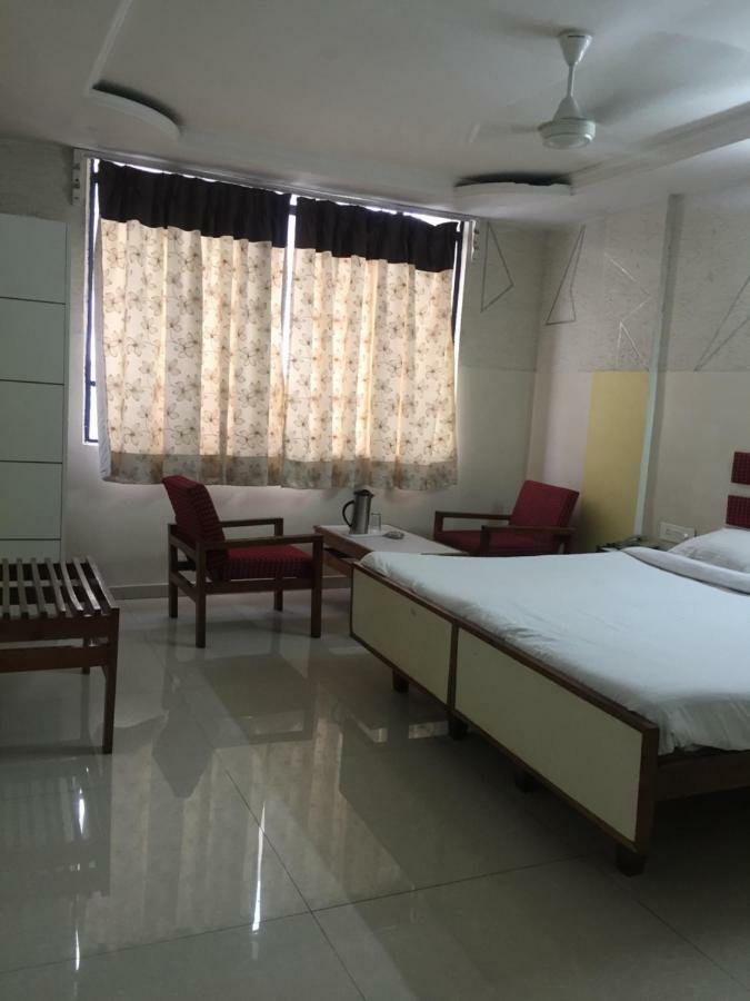 Sarovar Hotel 维沙卡帕特南 外观 照片
